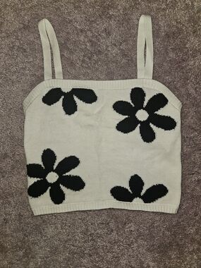 Hollister White Knit Daisy Crop Top